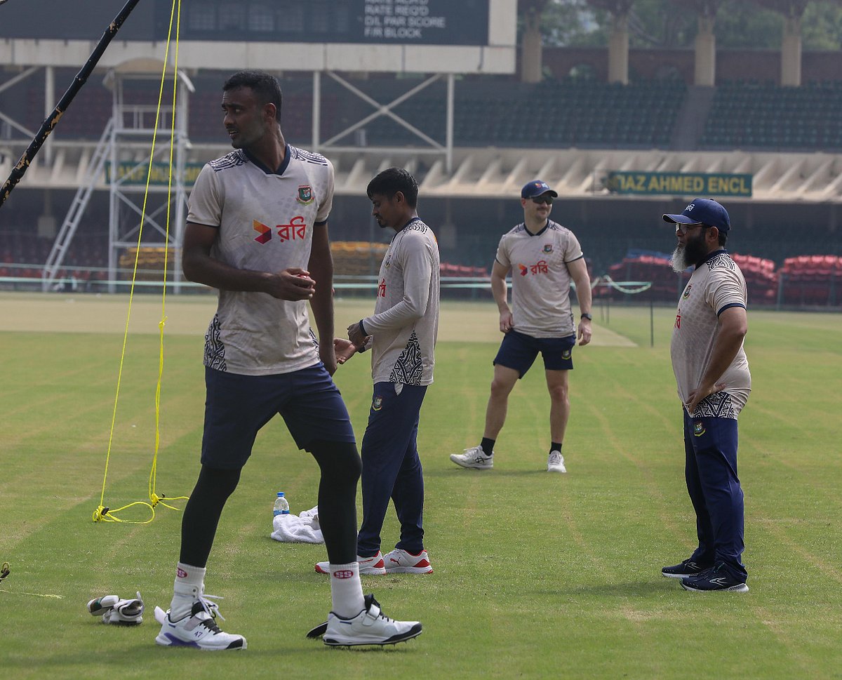 লাহোরে অনুশীলনে শরীফুল ইসলাম